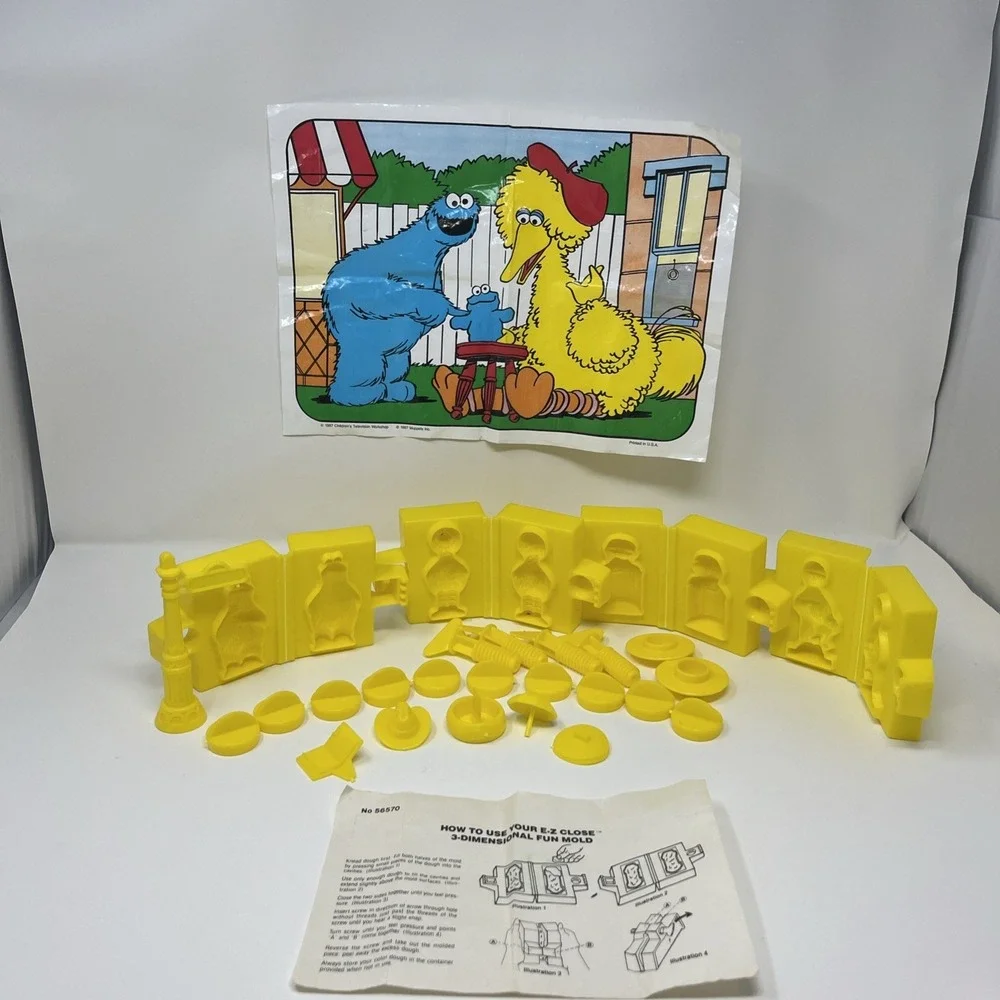 Vintage Sesame Street Color Dough 3-In-1 Activity Set Molds Big Bird